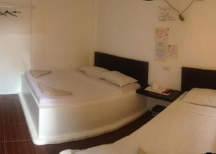 Lola\'S Lodge